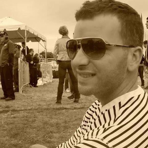 Meet your Posher, David - Picture 1 of 1